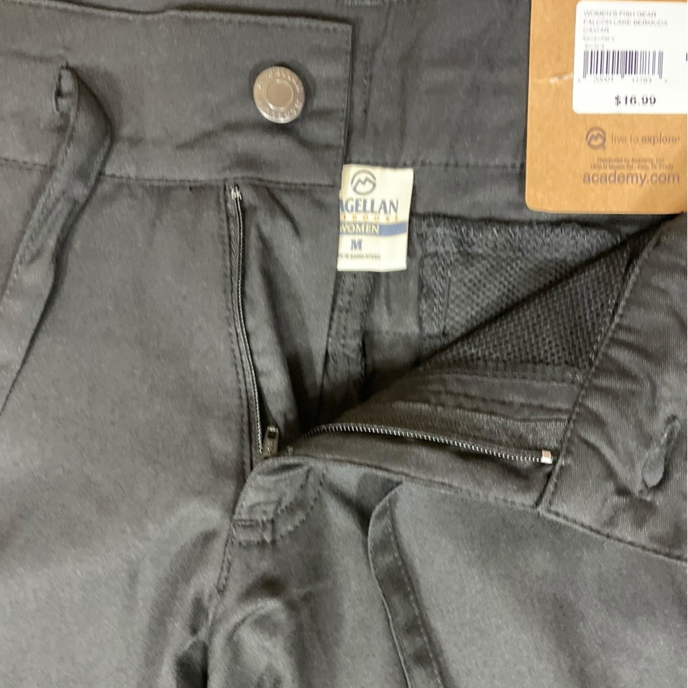 Magellan Outdoors Falcon Lake Black Shorts NWT - Picture 7 of 13